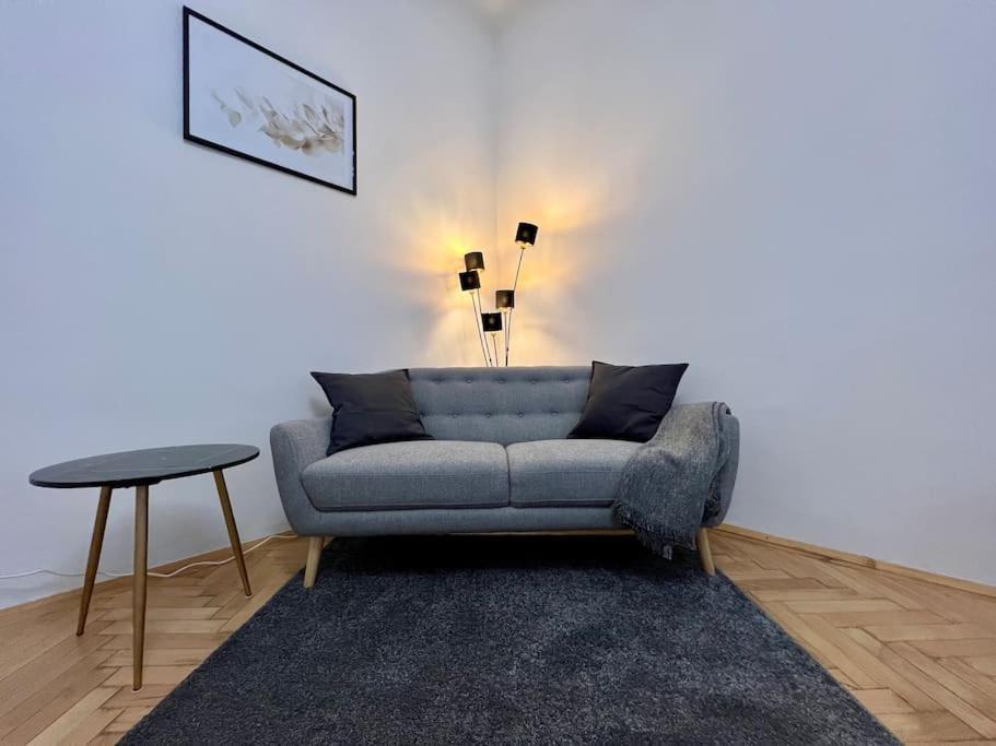Little Cozy Residence - Enjoy Viennas Spring Season ภายนอก รูปภาพ